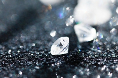 Новый Q-углерод крепче алмаза