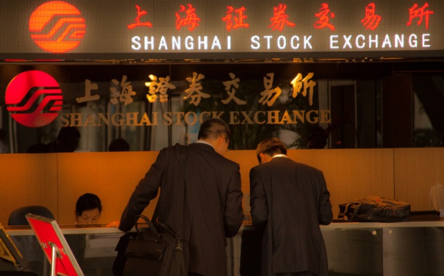 Китай повысил маржинальные требования по акциям  