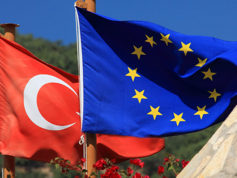 Турция получит безвизовый режим с ЕС в 2016 году