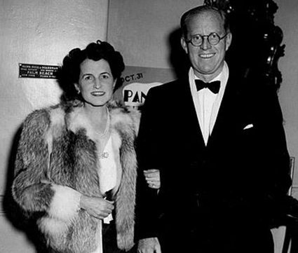 Супруги Кеннеди в Нью-йоркском ресторане, ноябрь 1940 г