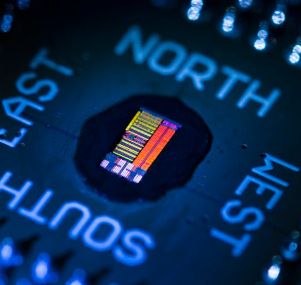 микропроцессор на основе фотонных соединений