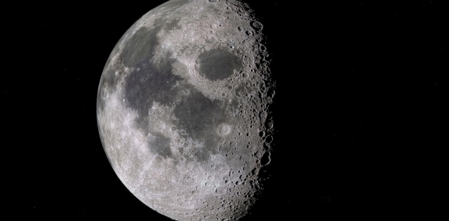 Полет на Луну частной компании впервые одобрен правительством США