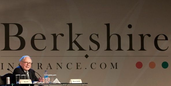 Berkshire Hathaway: Одна акция компании Уоррена Баффета стоит $250000