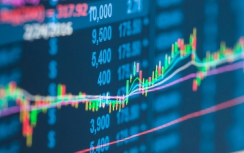 Анализ рыночной ситуации: Что влияет на цену акции
